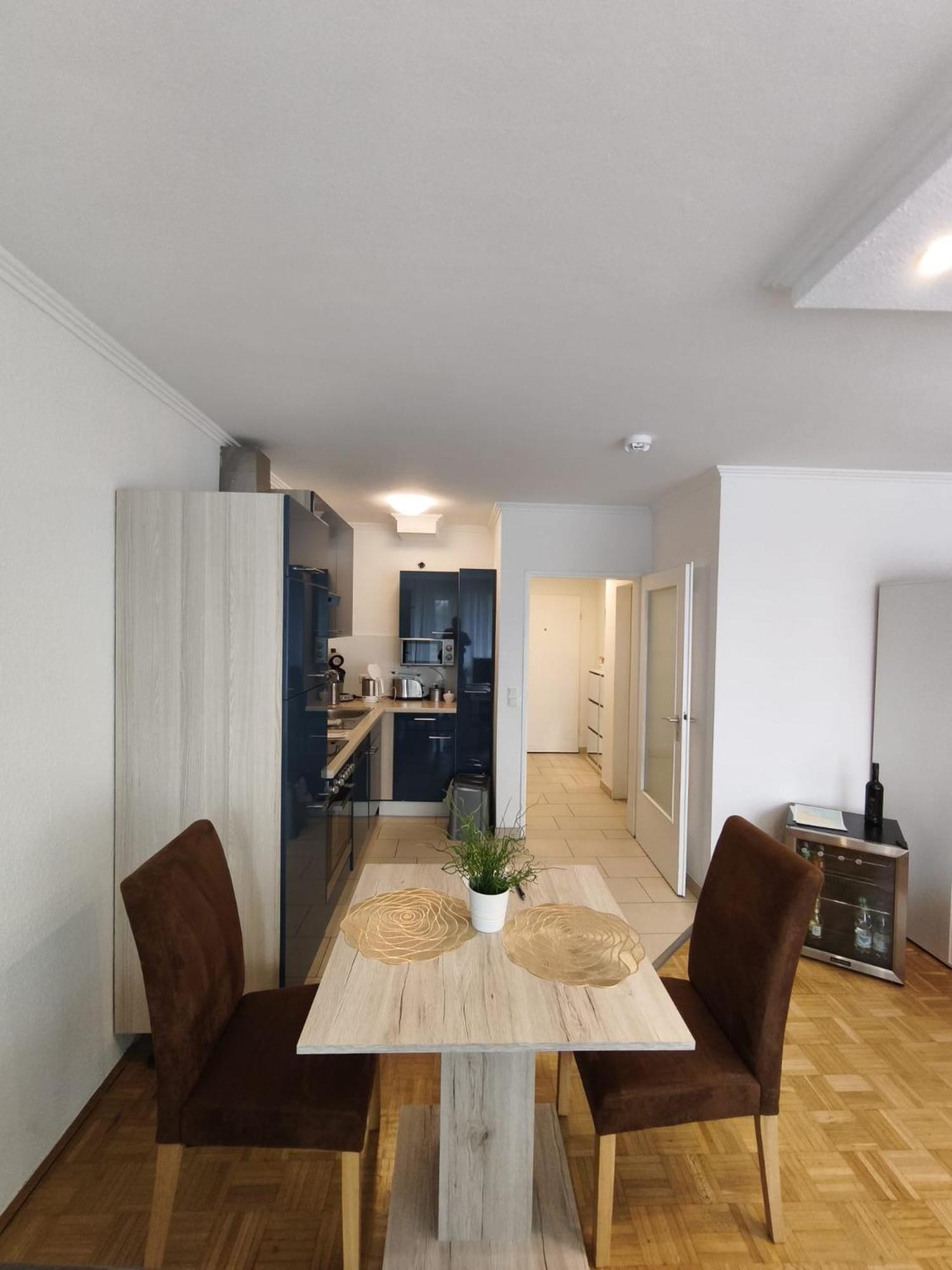 Ferienwohnung Finkenweg Бад Нойенар-Арвайлер Екстериор снимка